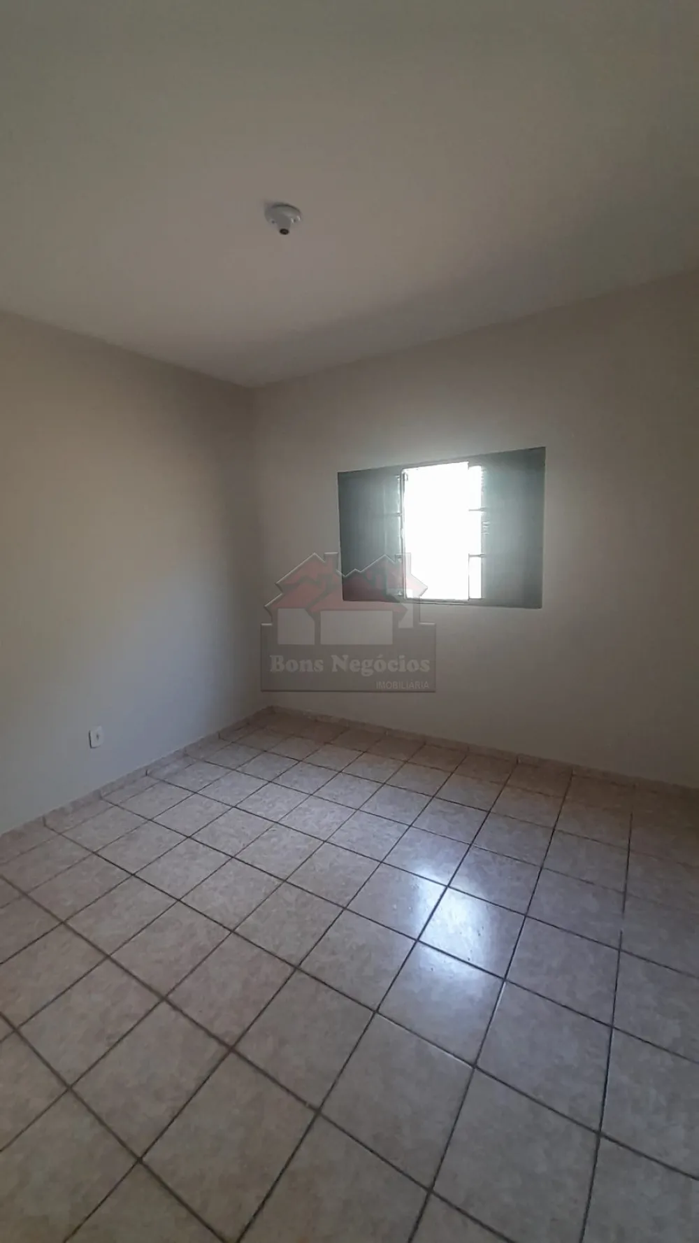 Alugar Casa / Padrão em Ribeirão Preto R$ 900,00 - Foto 5