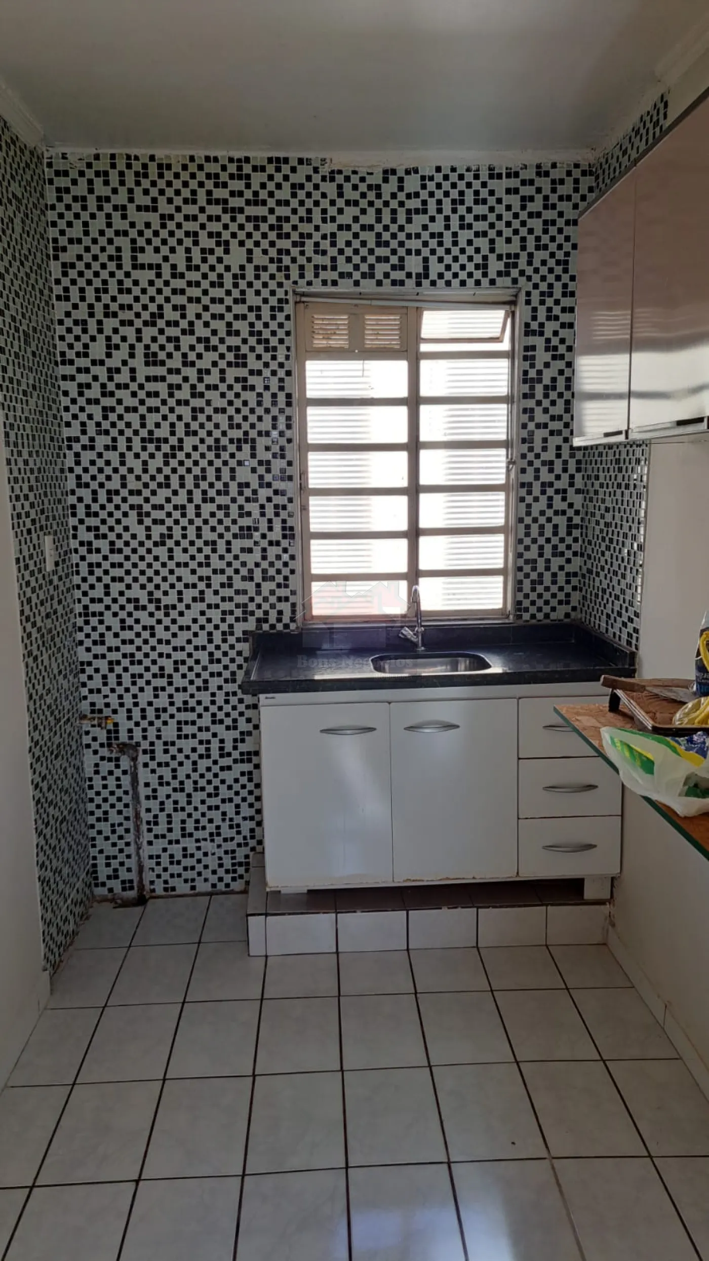 Alugar Apartamento / Padrão em Ribeirão Preto R$ 650,00 - Foto 17