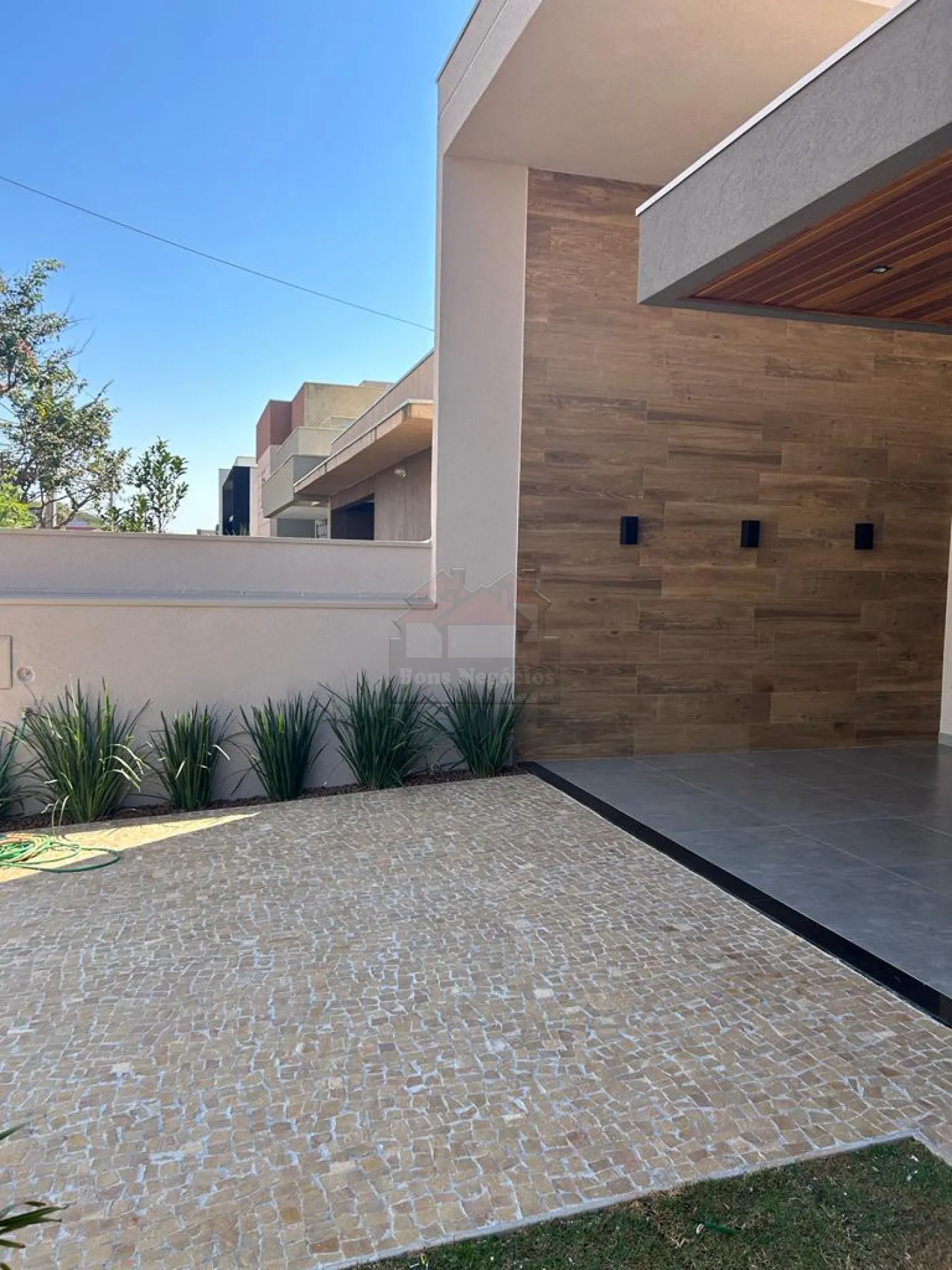 Comprar Casa / Alto Padrão em Bonfim Paulista R$ 1.060.000,00 - Foto 2
