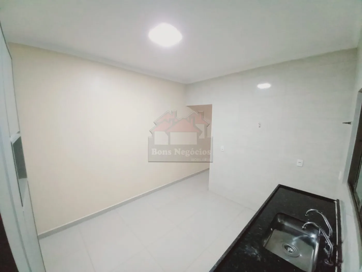 Comprar Casa / Padrão em Ribeirão Preto R$ 390.000,00 - Foto 2