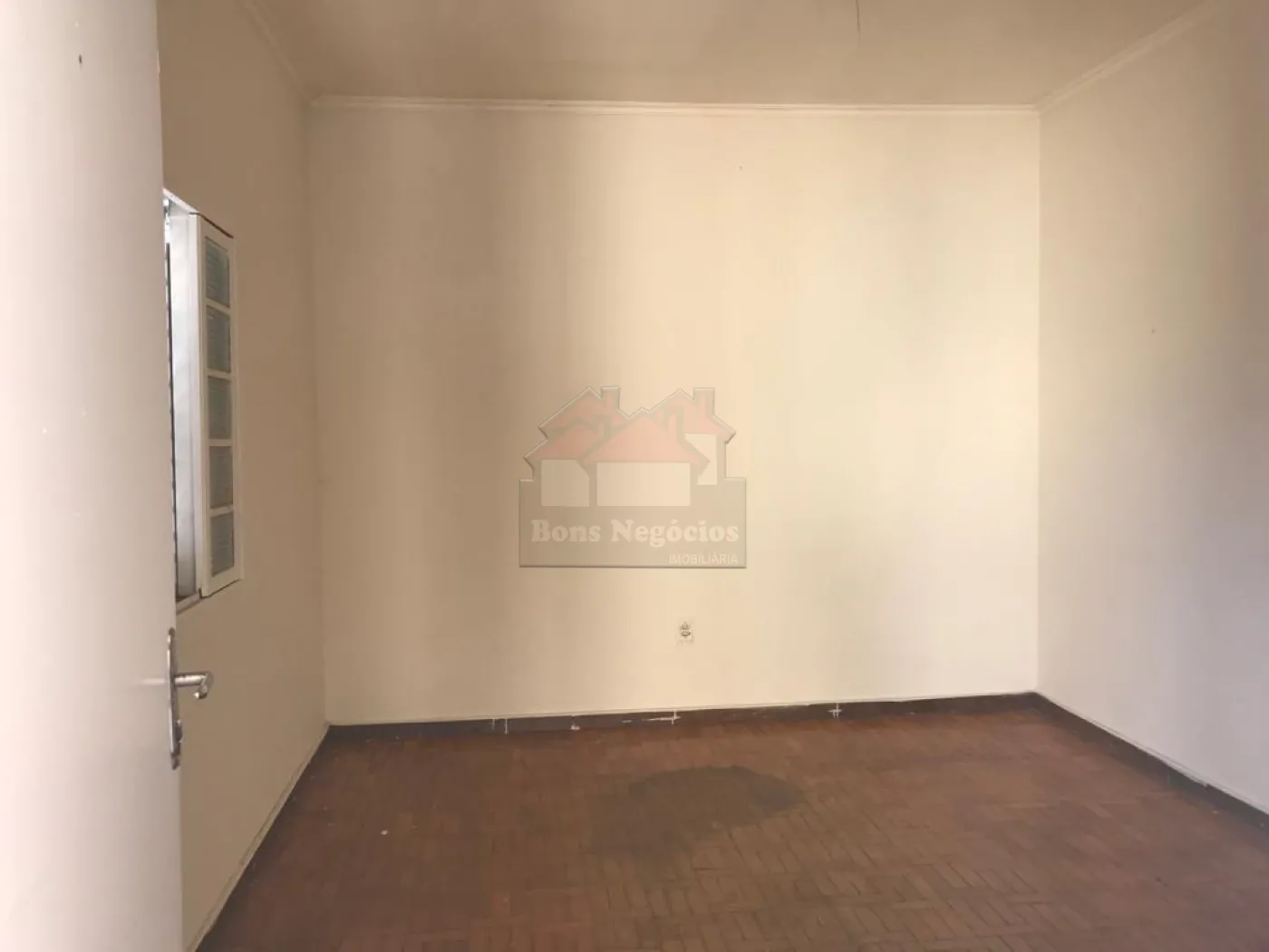 Comprar Casa / Padrão em Ribeirão Preto R$ 280.000,00 - Foto 1