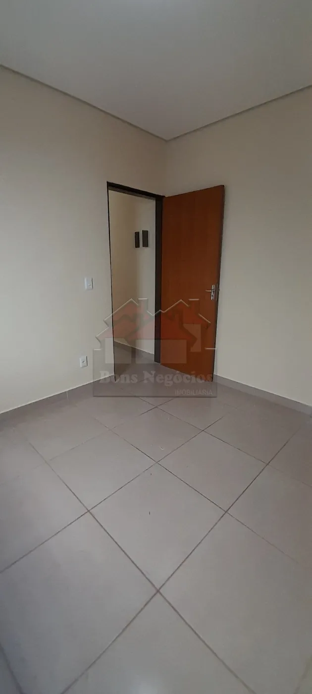 Alugar Casa / Padrão em Ribeirão Preto R$ 1.200,00 - Foto 7