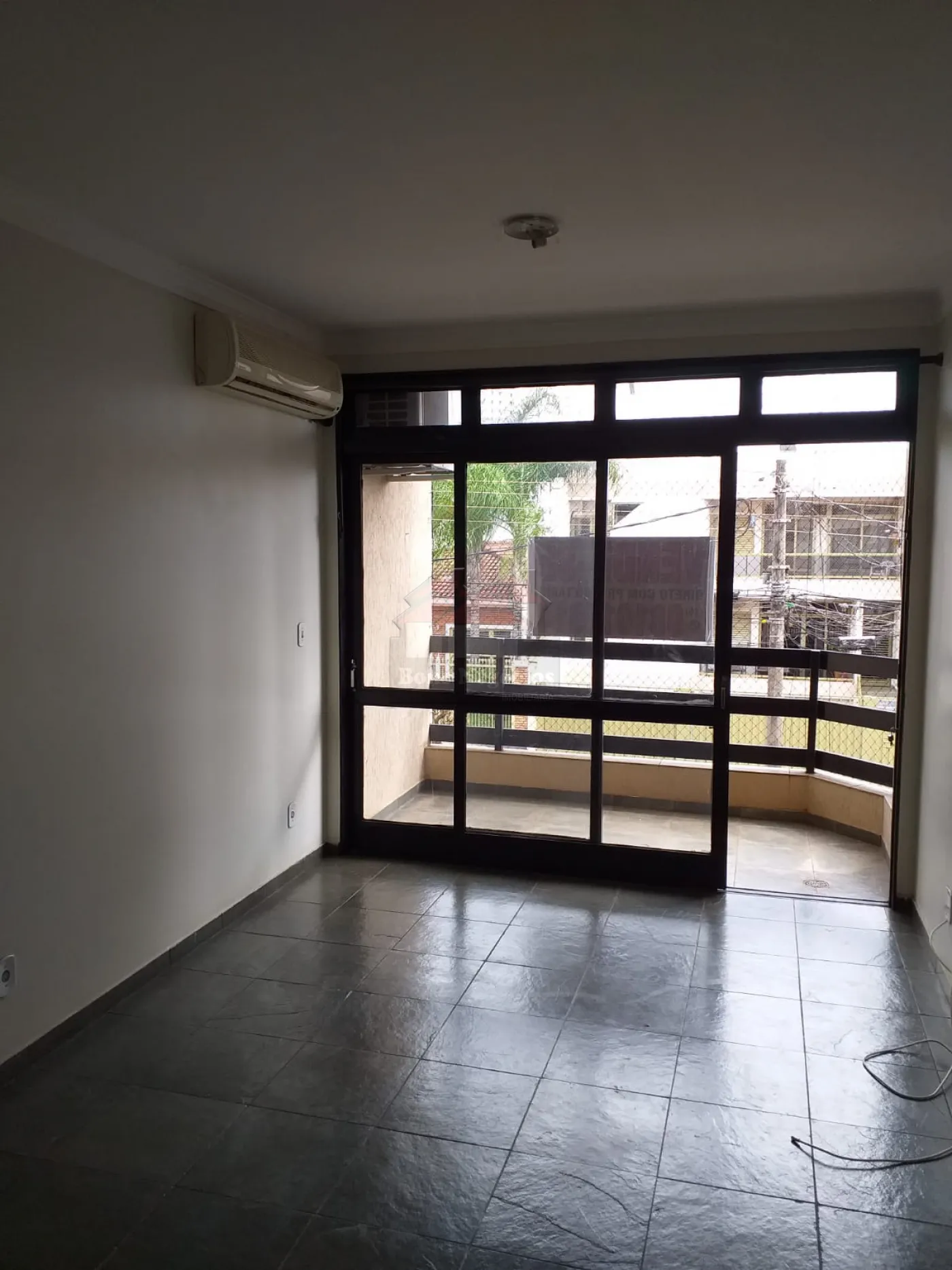 Comprar Casa / Padrão em Ribeirão Preto R$ 320.000,00 - Foto 4