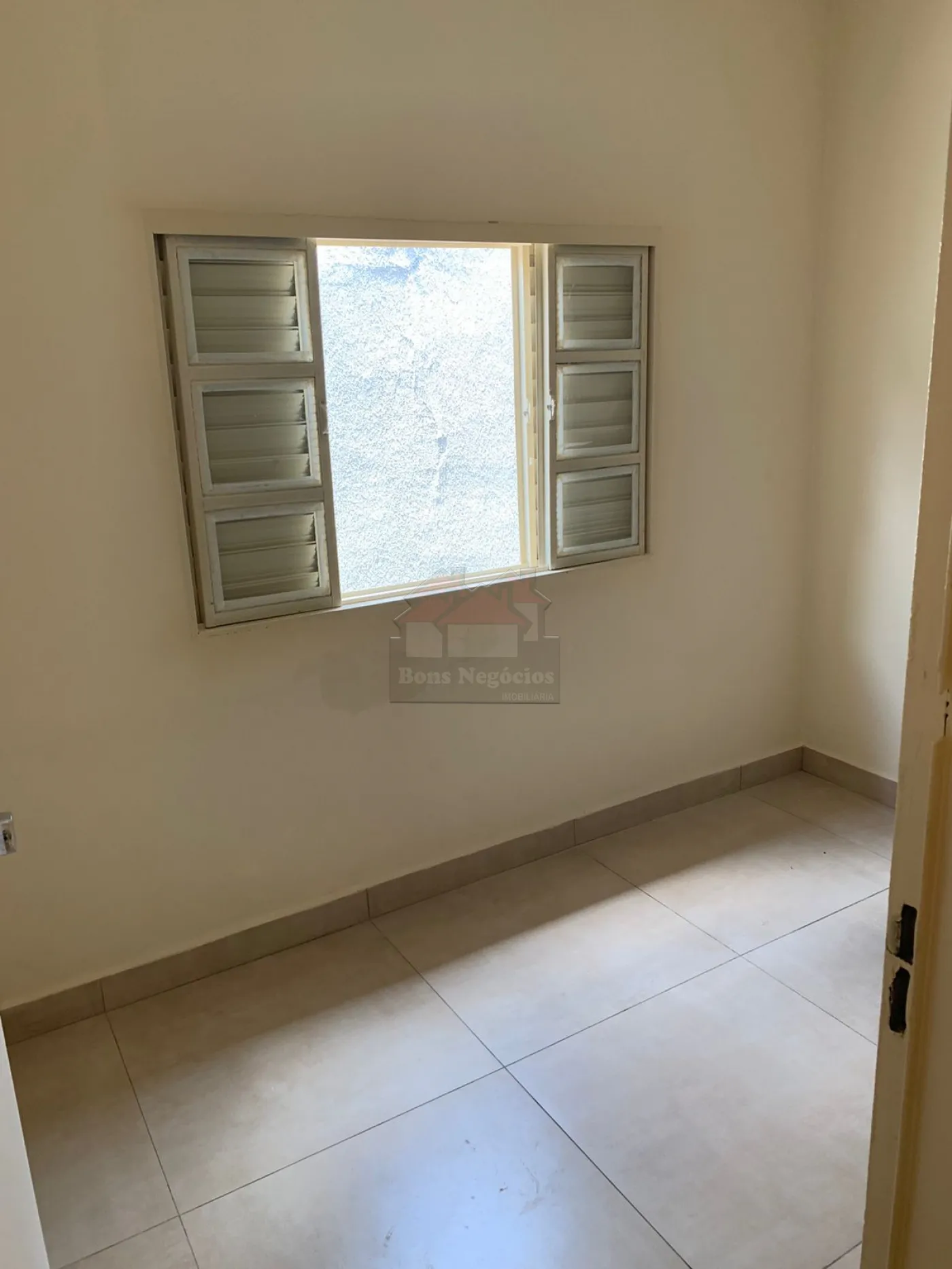 Comprar Casa / Padrão em Ribeirão Preto R$ 320.000,00 - Foto 3