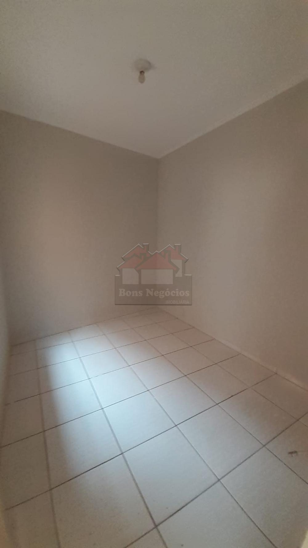 Alugar Casa / Padrão em Ribeirão Preto R$ 1.000,00 - Foto 7