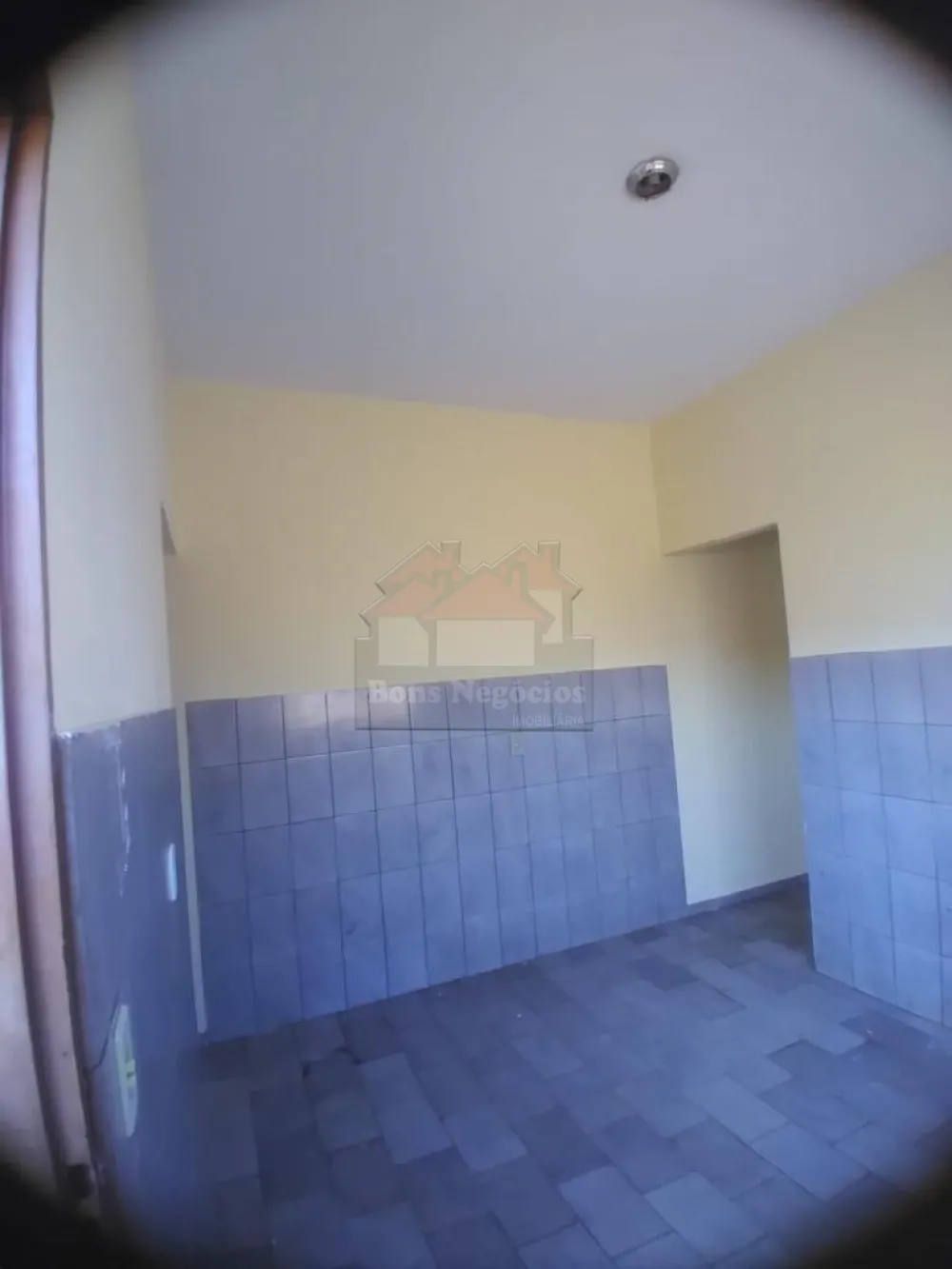 Alugar Casa / Padrão em Ribeirão Preto R$ 1.000,00 - Foto 6