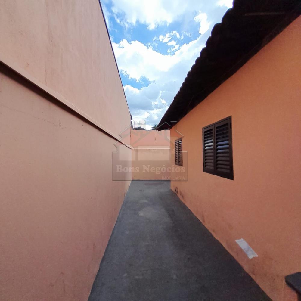 Alugar Casa / Padrão em Ribeirão Preto R$ 1.000,00 - Foto 7