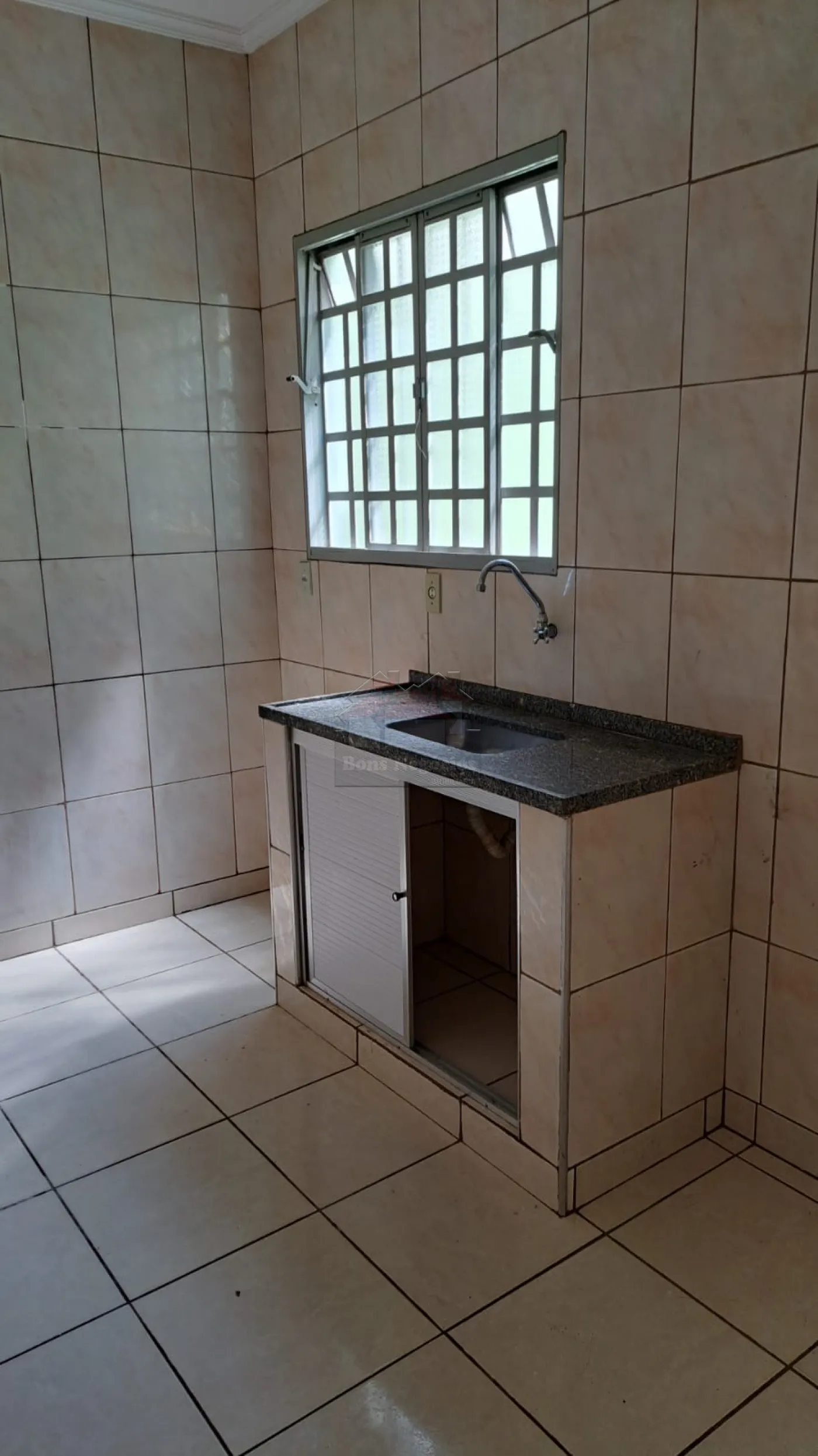 Alugar Casa / Padrão em Ribeirão Preto R$ 1.200,00 - Foto 7