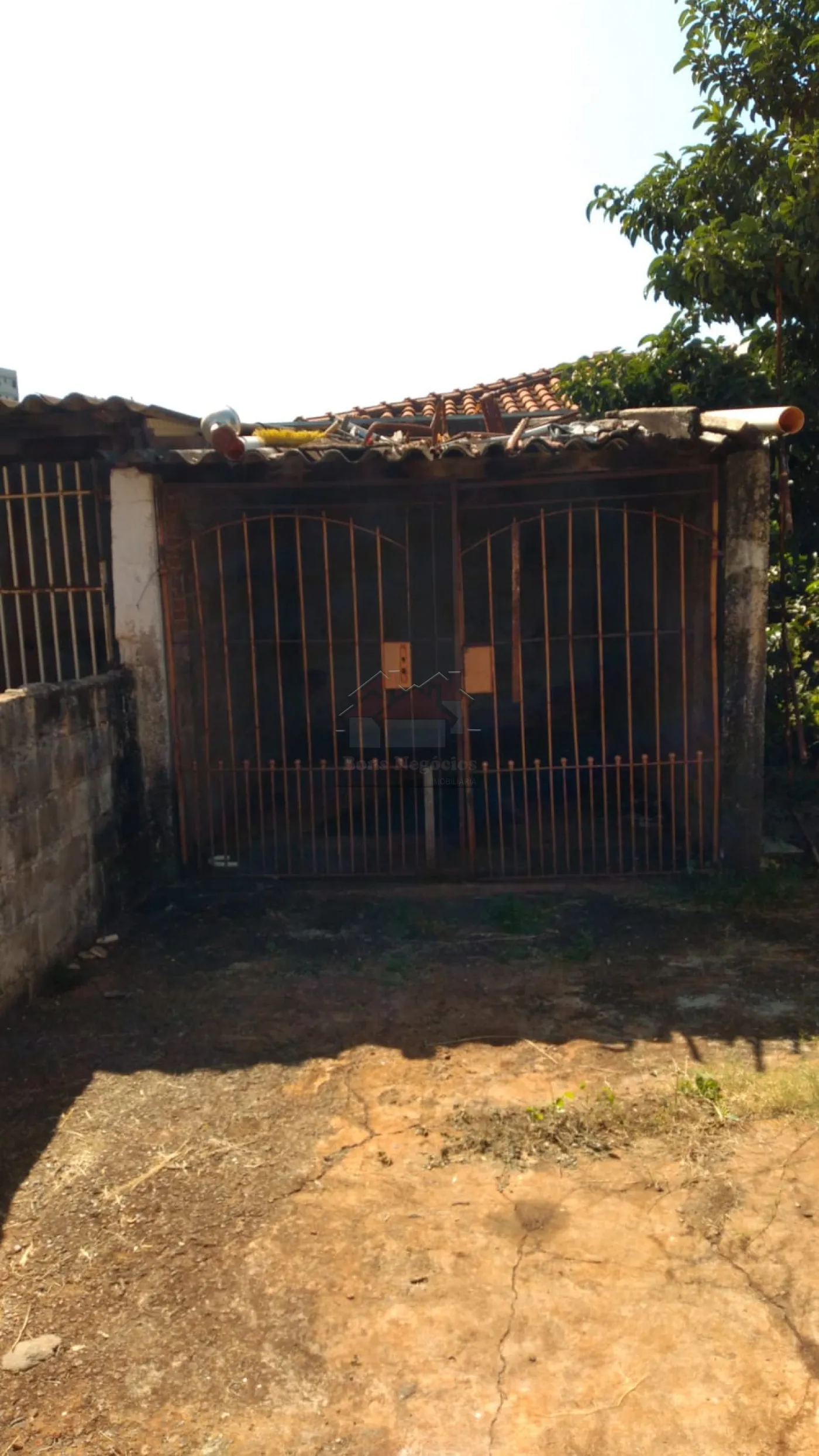 Alugar Casa / Padrão em Ribeirão Preto R$ 900,00 - Foto 3