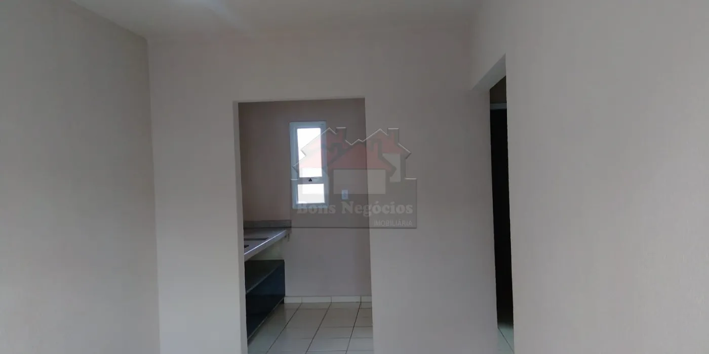 Alugar Casa / Padrão em Ribeirão Preto R$ 700,00 - Foto 6