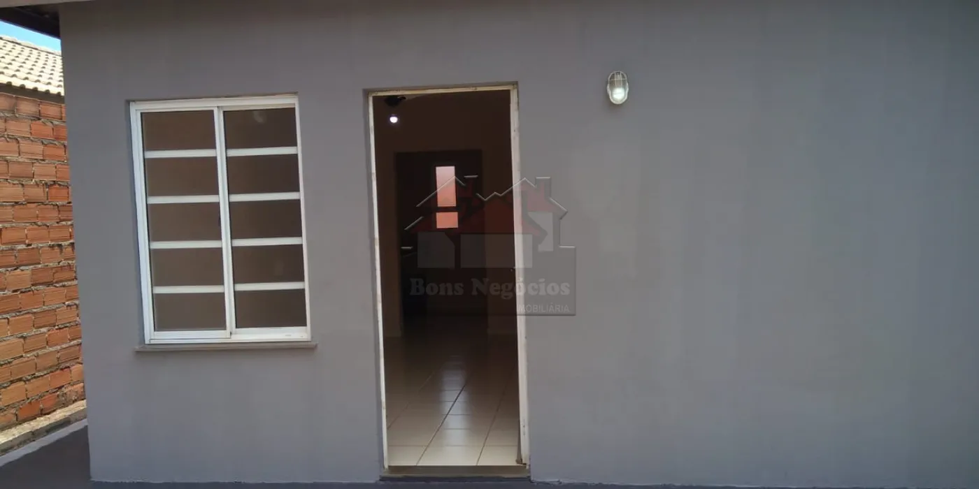 Alugar Casa / Padrão em Ribeirão Preto R$ 700,00 - Foto 1