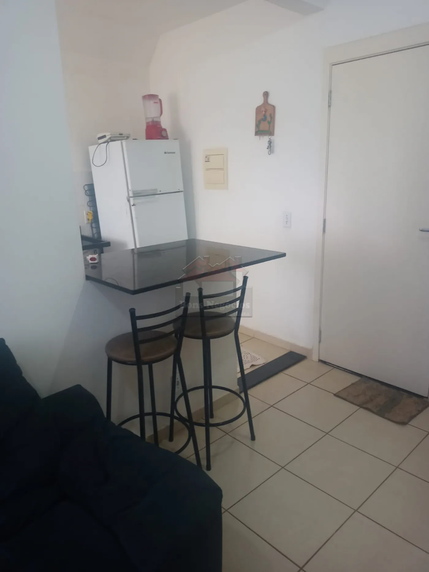 Alugar Apartamento / Aluguel em Ribeirão Preto R$ 1.300,00 - Foto 3