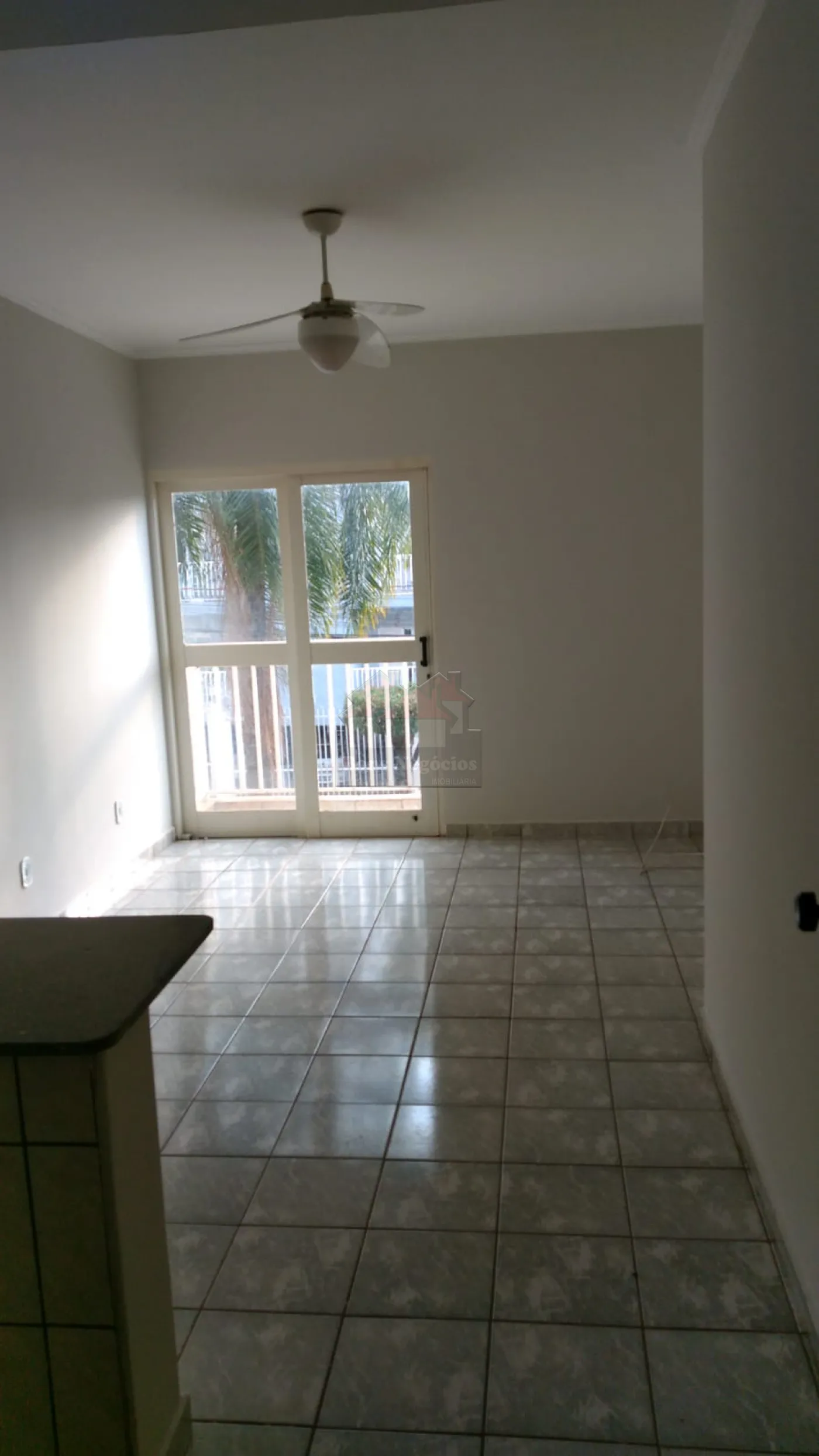 Alugar Apartamento / Padrão em Ribeirão Preto R$ 800,00 - Foto 3