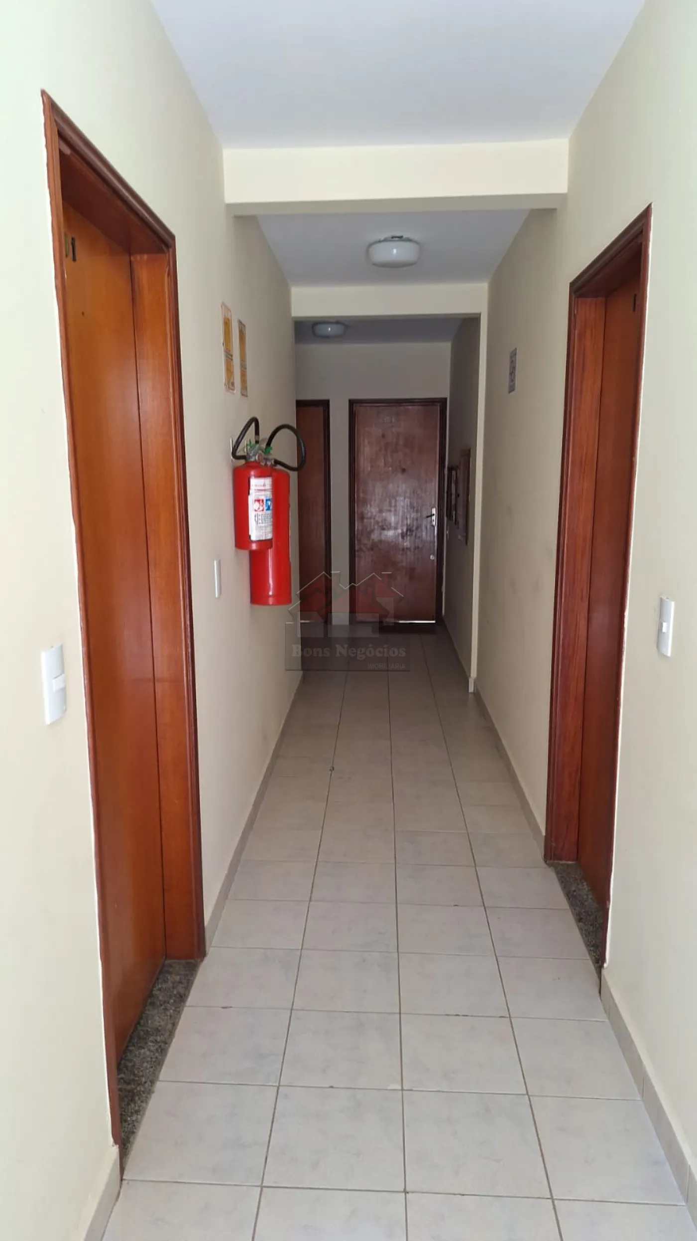 Alugar Apartamento / Padrão sem Condomínio em Ribeirão Preto R$ 800,00 - Foto 4