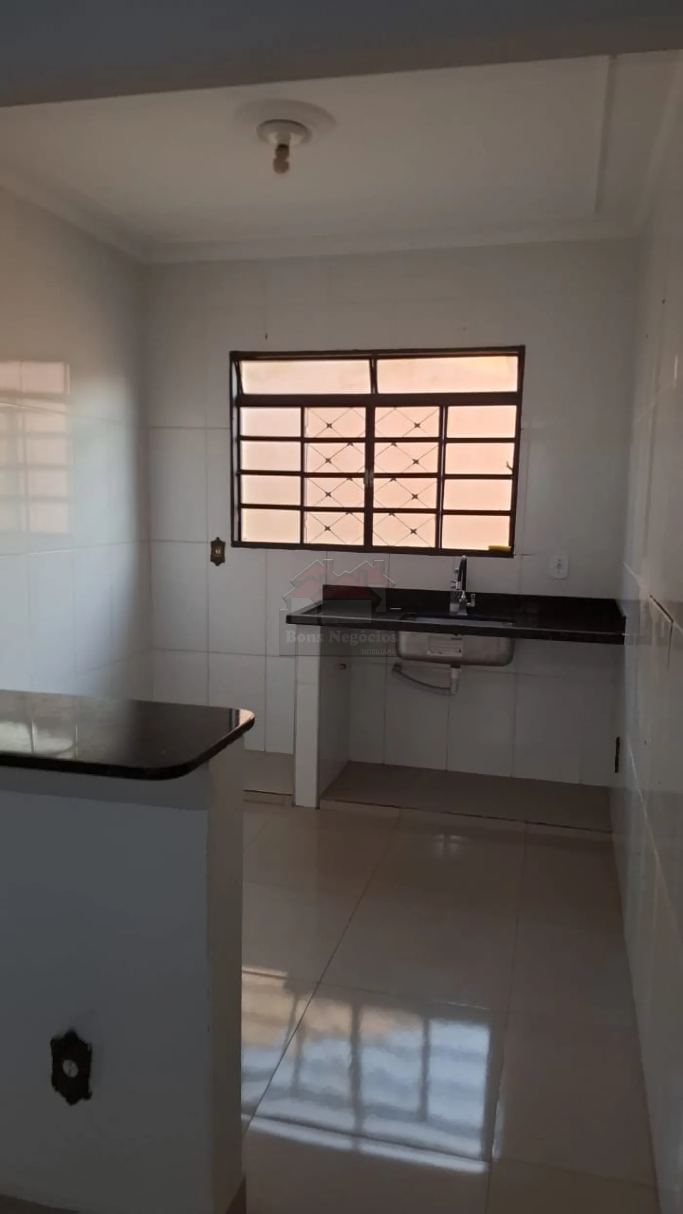 Alugar Apartamento / Padrão sem Condomínio em Ribeirão Preto R$ 1.000,00 - Foto 5
