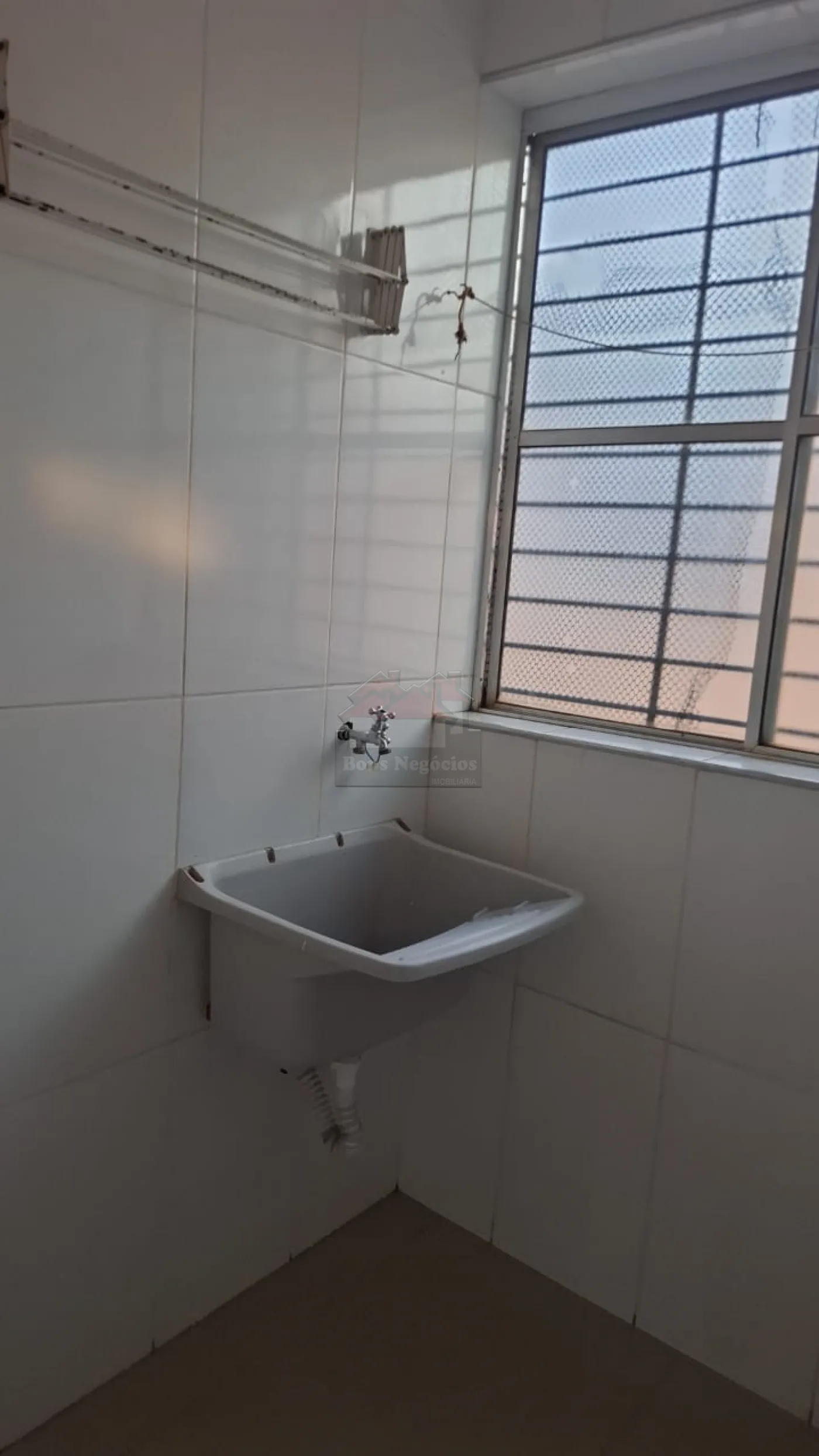 Alugar Apartamento / Padrão sem Condomínio em Ribeirão Preto R$ 1.000,00 - Foto 6