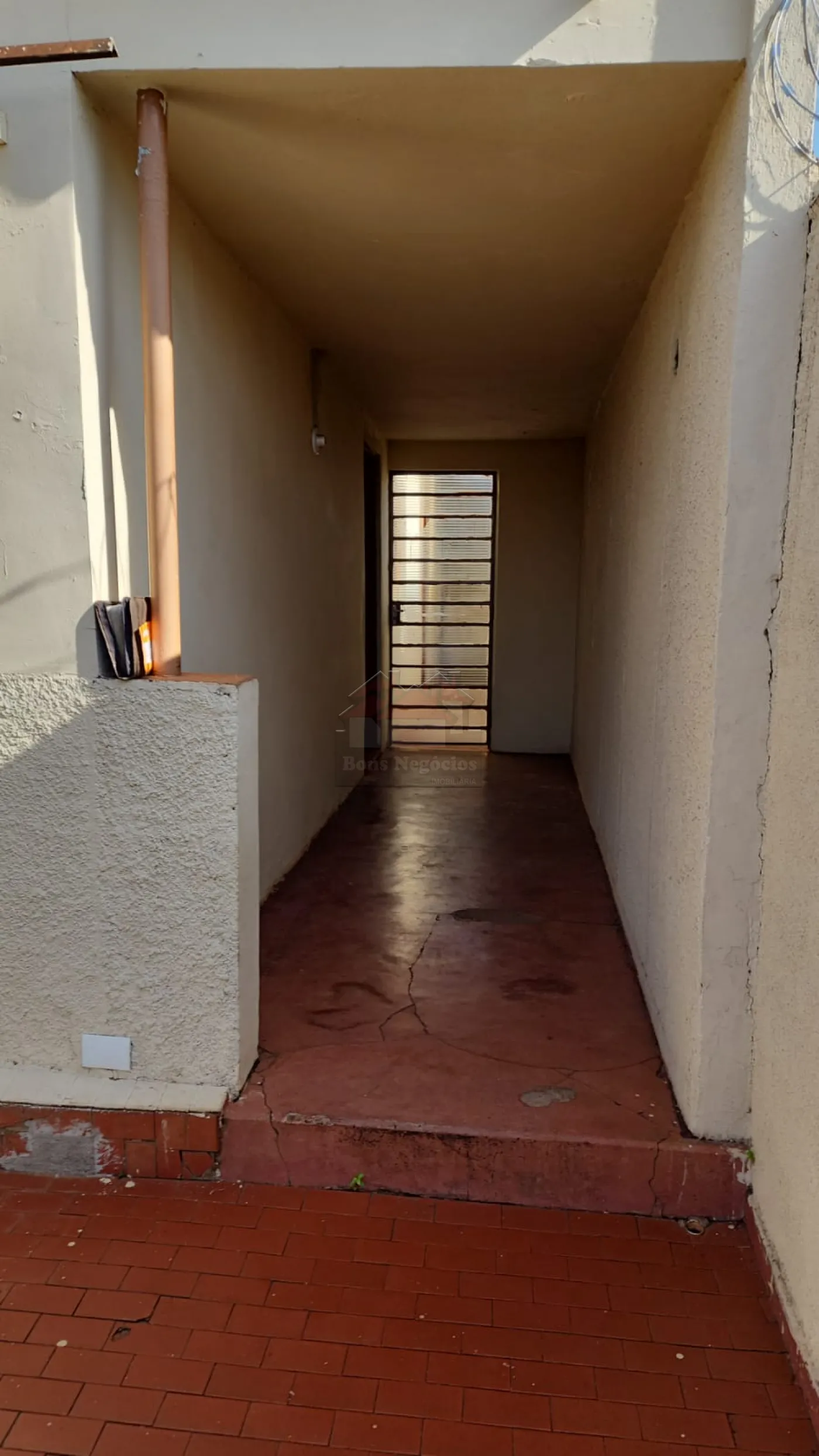 Alugar Casa / Padrão em Ribeirão Preto R$ 800,00 - Foto 3