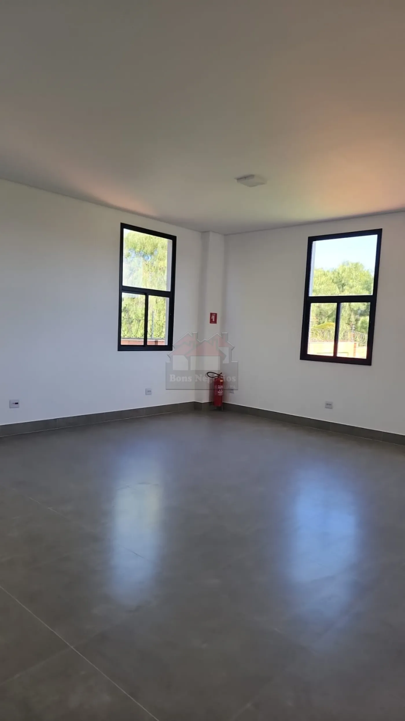 Alugar Comercial / Galpão em Bonfim Paulista R$ 22.000,00 - Foto 6