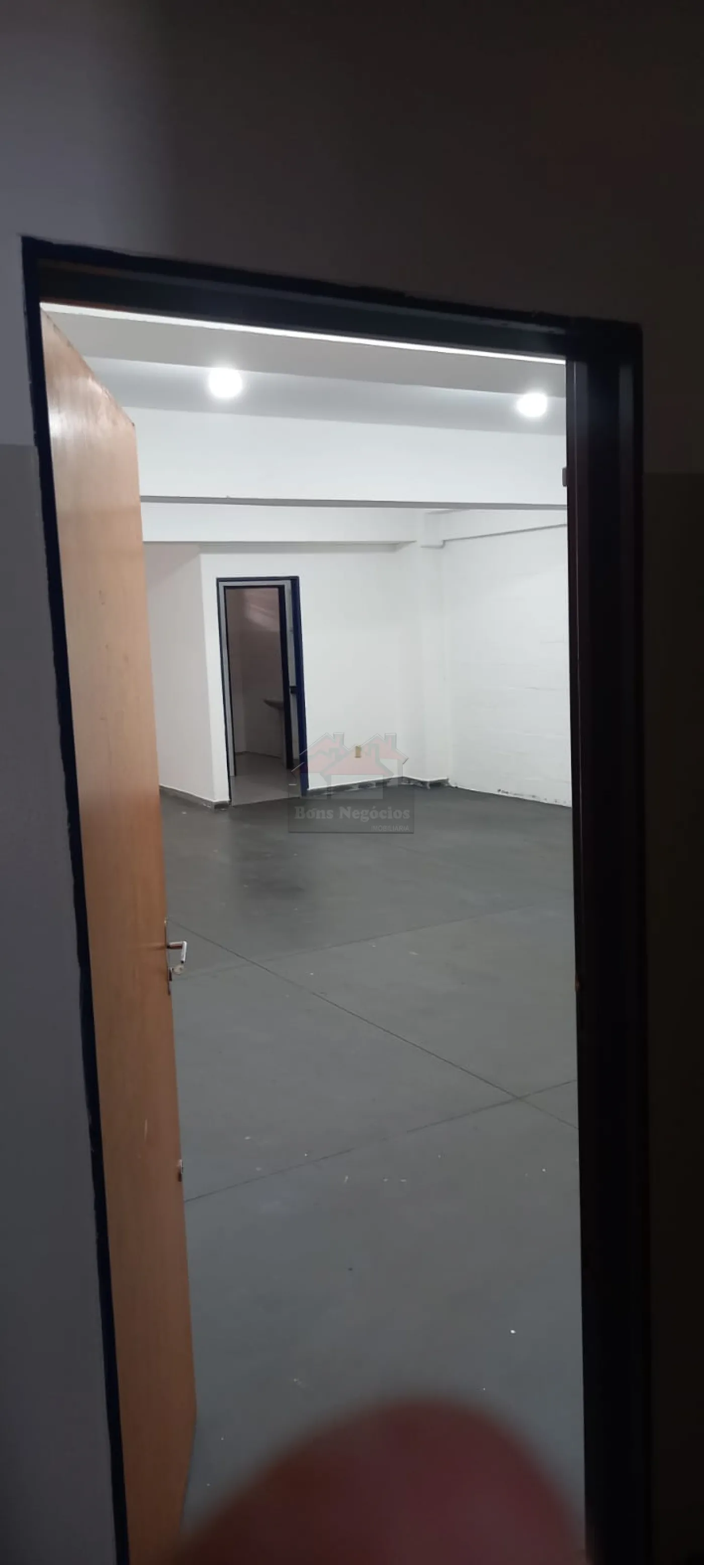 Alugar Comercial / Salão em Ribeirão Preto R$ 2.900,00 - Foto 6