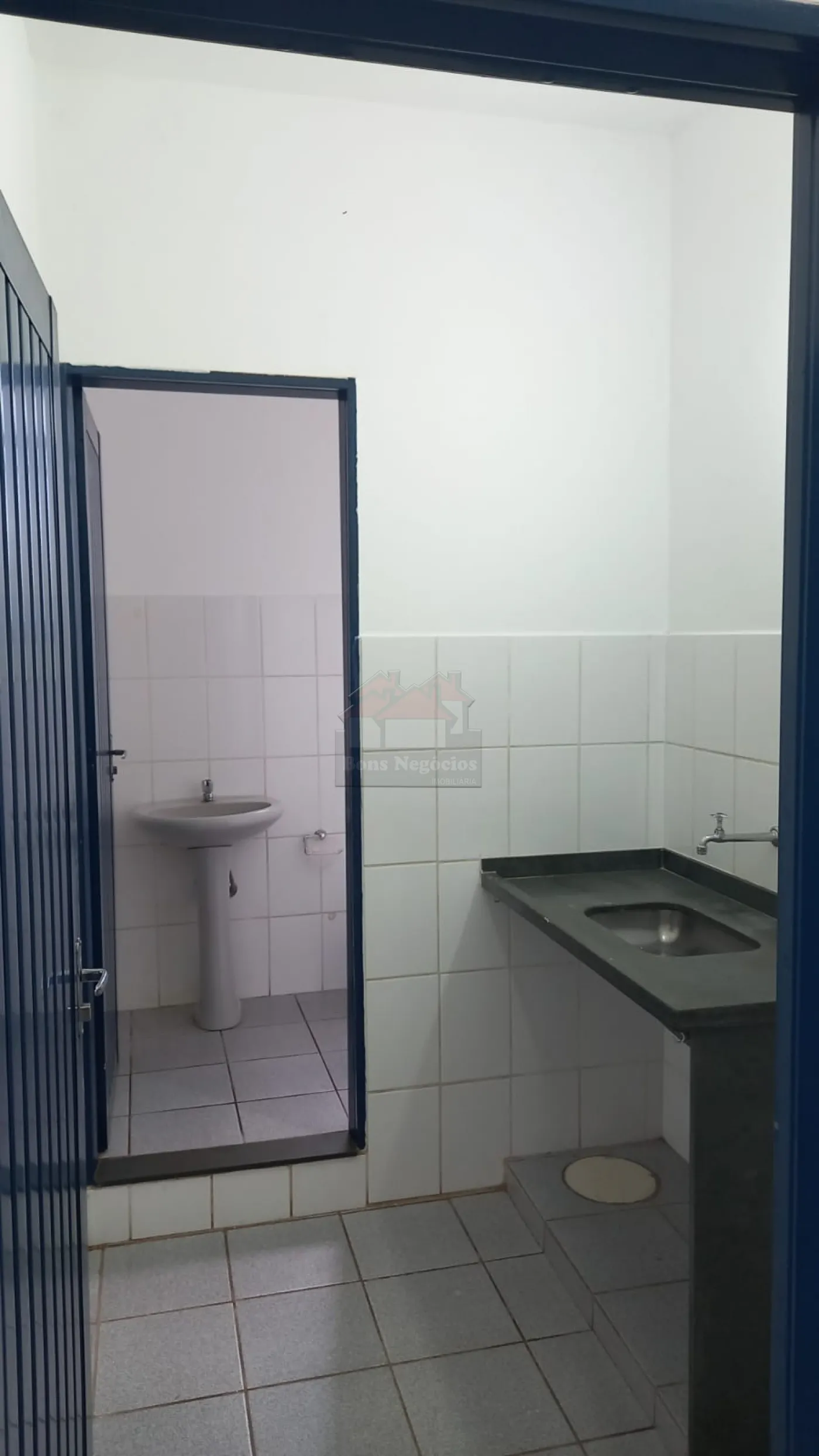 Alugar Comercial / Sala em Ribeirão Preto R$ 1.300,00 - Foto 6