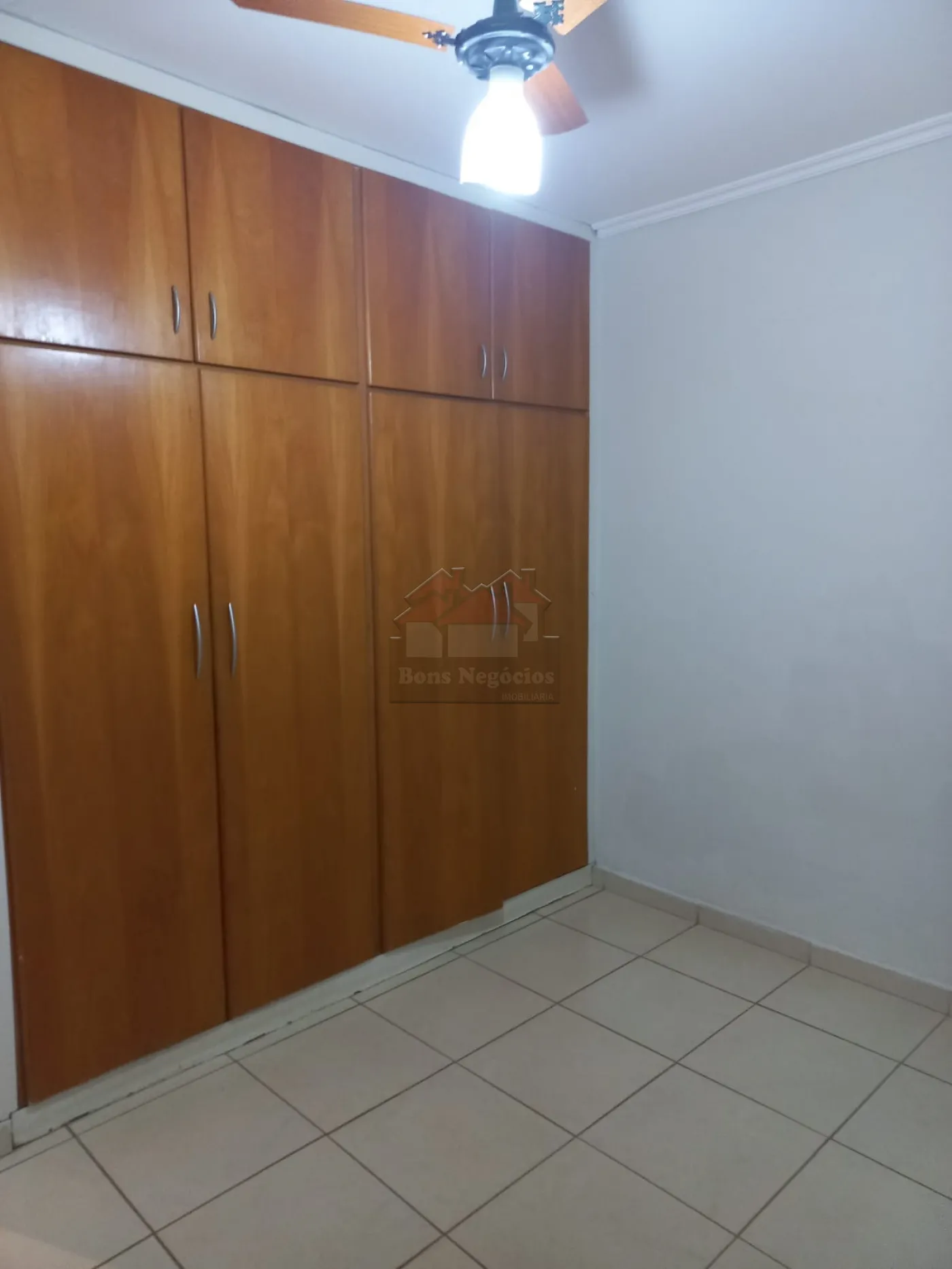 Alugar Apartamento / Aluguel em Ribeirão Preto R$ 1.000,00 - Foto 4