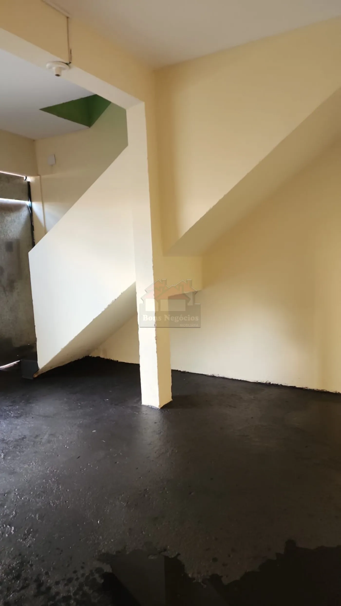 Alugar Casa / Padrão em Ribeirão Preto R$ 1.000,00 - Foto 4