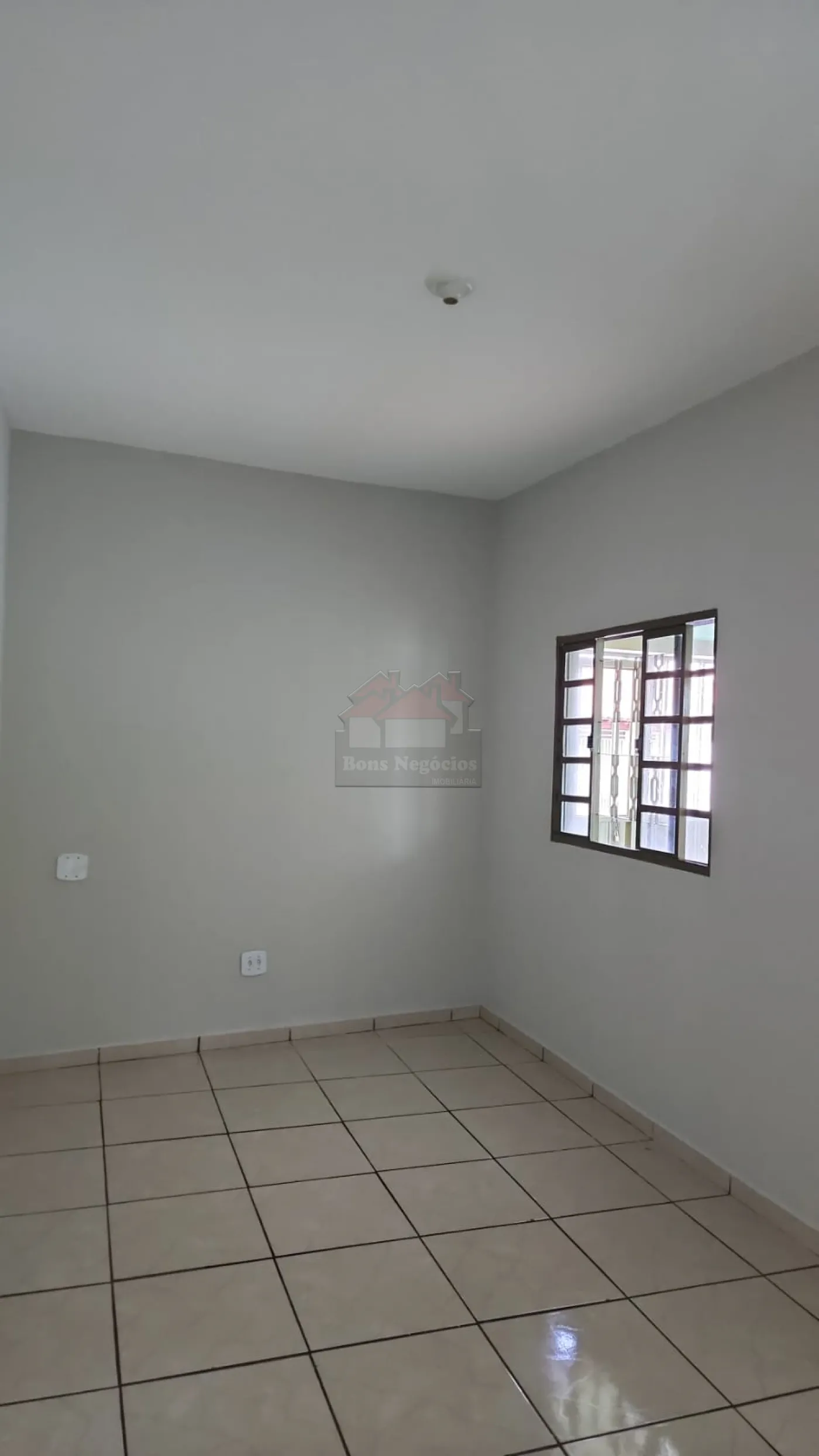 Alugar Casa / Padrão em Ribeirão Preto R$ 1.200,00 - Foto 5