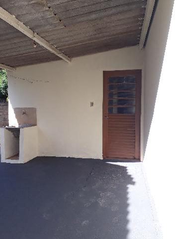 Alugar Casa / Padrão em Ribeirão Preto R$ 750,00 - Foto 4