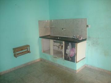 Alugar Casa / Padrão em Ribeirão Preto R$ 600,00 - Foto 9