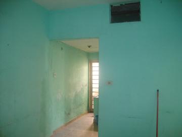Alugar Casa / Padrão em Ribeirão Preto R$ 600,00 - Foto 12