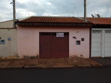 Alugar Casa / Padrão em Ribeirão Preto R$ 600,00 - Foto 1