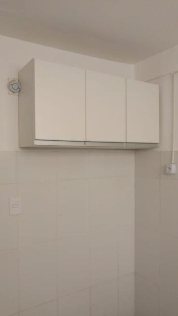 Alugar Apartamento / Padrão sem Condomínio em Ribeirão Preto R$ 750,00 - Foto 5
