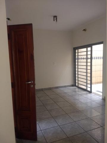 Alugar Casa / Padrão em Ribeirão Preto R$ 4.500,00 - Foto 4