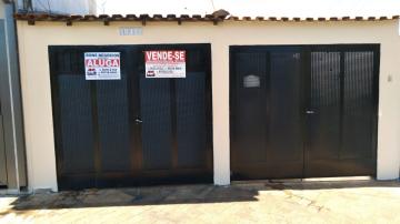 Alugar Casa / Padrão em Ribeirão Preto. apenas R$ 1.100,00
