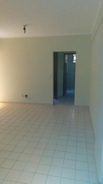 Alugar Apartamento / Padrão em Ribeirão Preto. apenas R$ 650,00