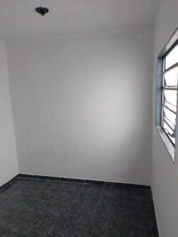 Alugar Casa / Padrão em Ribeirão Preto R$ 700,00 - Foto 10