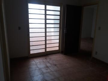 Alugar Casa / Padrão em Ribeirão Preto R$ 2.200,00 - Foto 2