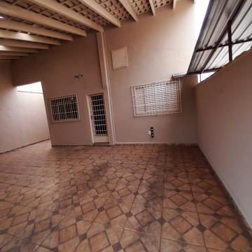 Alugar Casa / Padrão em Ribeirão Preto R$ 800,00 - Foto 2