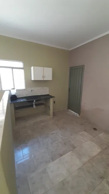Alugar Casa / Padrão em Ribeirão Preto R$ 750,00 - Foto 7