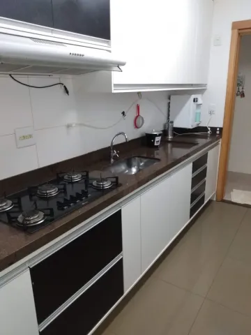 Apartamento / Aluguel em Ribeirão Preto 