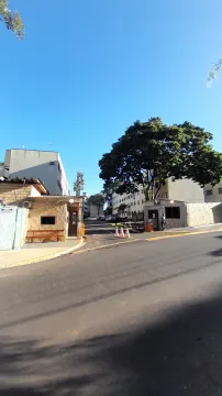 Apartamento / Padrão em Ribeirão Preto Alugar por R$600,00