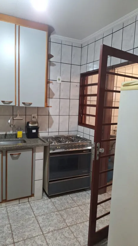 Alugar Apartamento / Padrão sem Condomínio em Ribeirão Preto R$ 1.200,00 - Foto 5