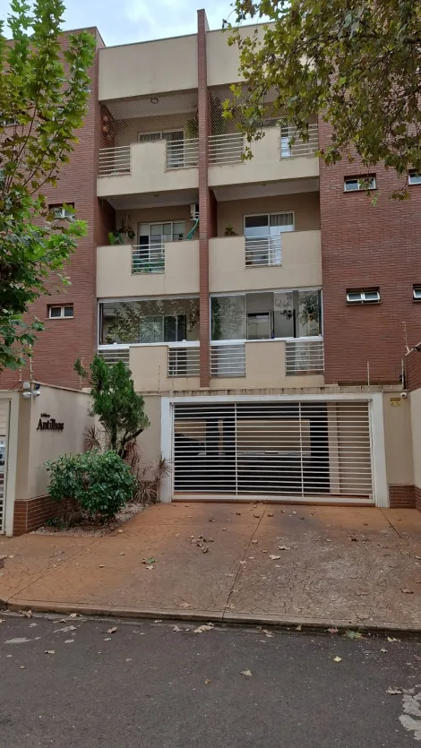 Apartamento / Padrão em Ribeirão Preto Alugar por R$1.700,00