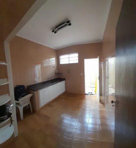 Alugar Casa / Padrão em Ribeirão Preto R$ 3.000,00 - Foto 8