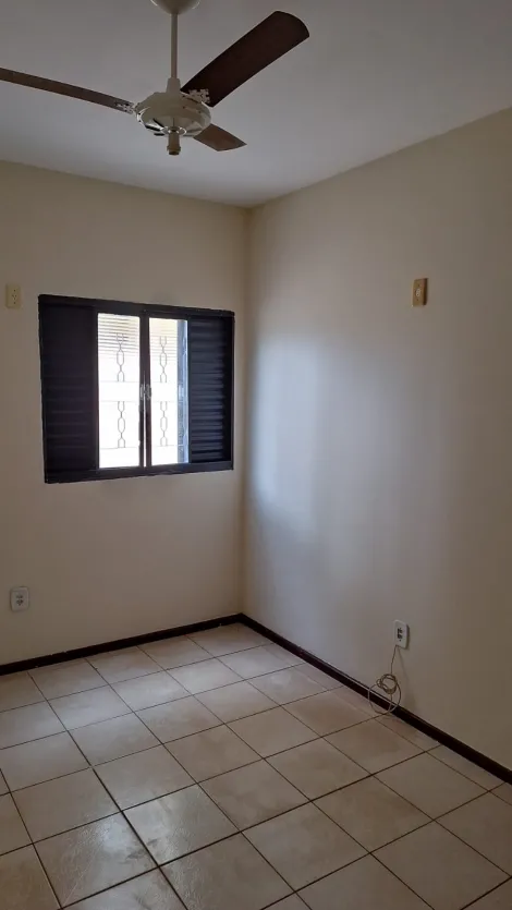 Alugar Apartamento / Padrão sem Condomínio em Ribeirão Preto R$ 800,00 - Foto 9