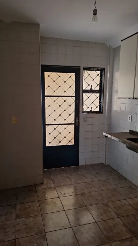 Alugar Apartamento / Padrão sem Condomínio em Ribeirão Preto R$ 800,00 - Foto 7