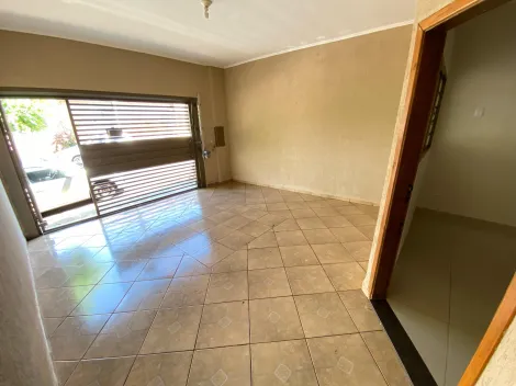 Alugar Casa / Padrão em Ribeirão Preto. apenas R$ 1.500,00